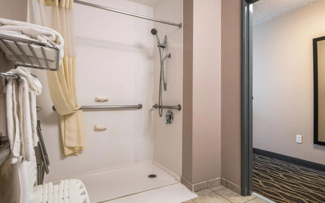 Quality Inn & Suites