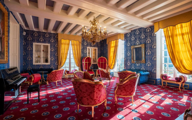 Château De Beauvois - La Maison Younan