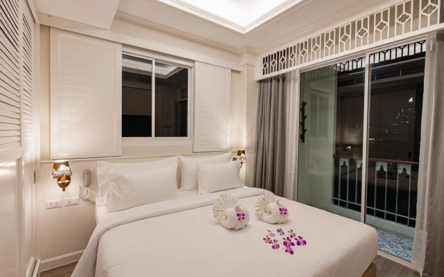 Siam Tharadol