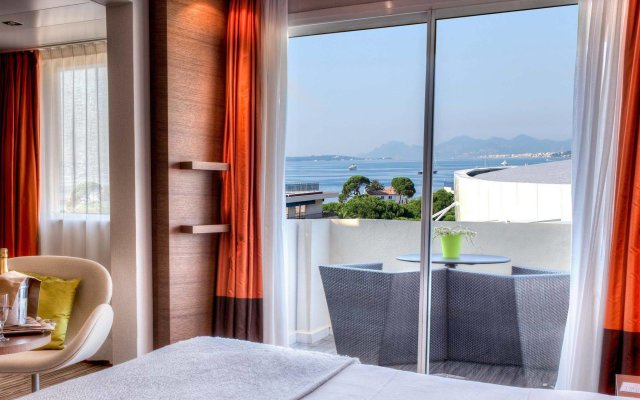 AC Hotel by Marriott Ambassadeur Antibes - Juan Les Pins