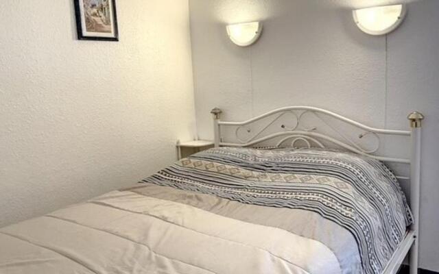 Appartement Balaruc-les-Bains, 1 pièce, 4 personnes - FR-1-503-82