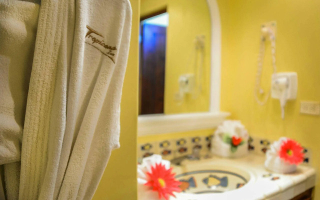 Tropicana Los Cabos, Tapestry Collection by Hilton