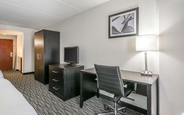 Comfort Inn University