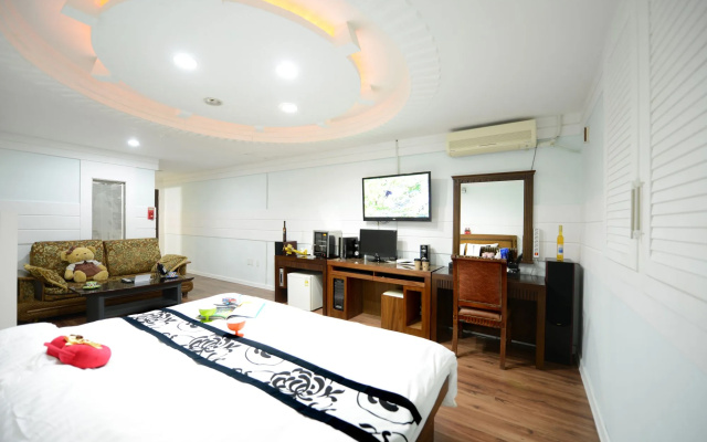 Benikea Cheonan Tourist hotel