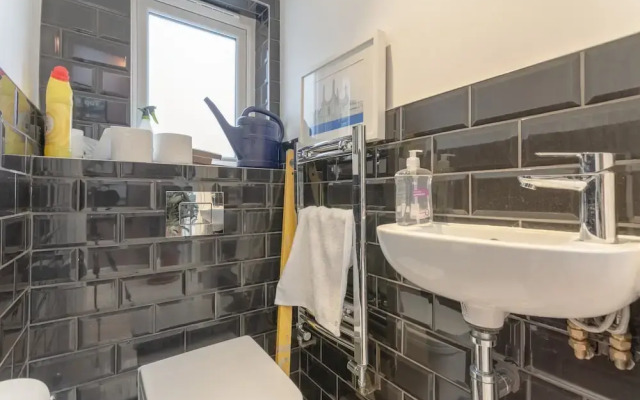 Newly Refurbished 2 Bedroom Property in Peckham