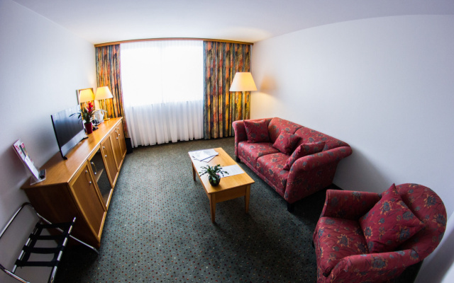 Ramada By Wyndham Bottrop
