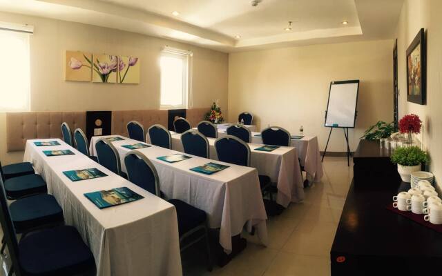 Hoang Sa Hotel