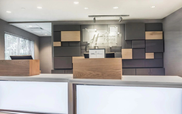 Holiday Inn Express & Suites Welland by IHG