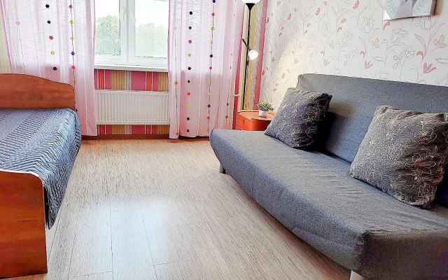 Апартаменты на проспекте Непокорённых