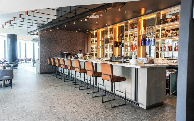 Luxury, Private Balcony, Ocean Views at the Oceans Apartments