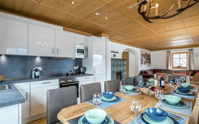 Wooden Chalet in Salzburg With Terrace