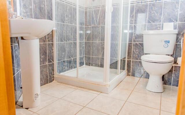 Duncarbury Heights - 4 Bedroom Detached House