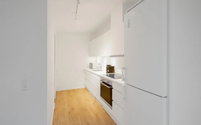 Fantastic Apartment w French Balcony