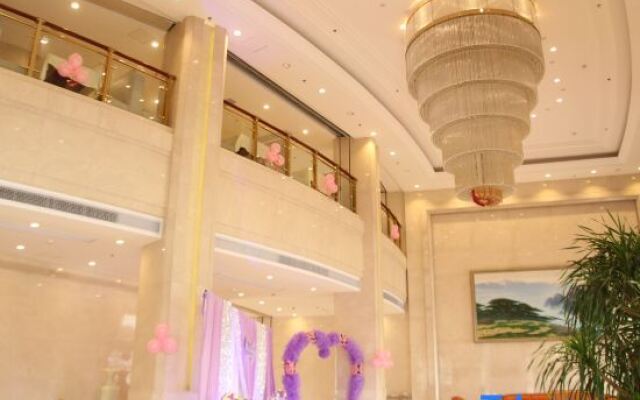Pearl Bay Hotel