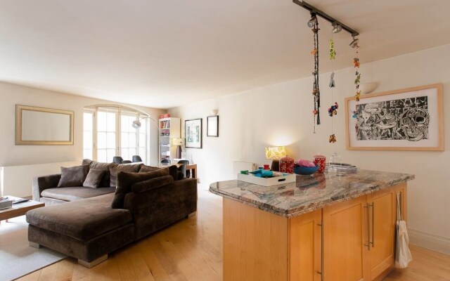 Fantastic Flat - 10 Mins to Oxford Street!