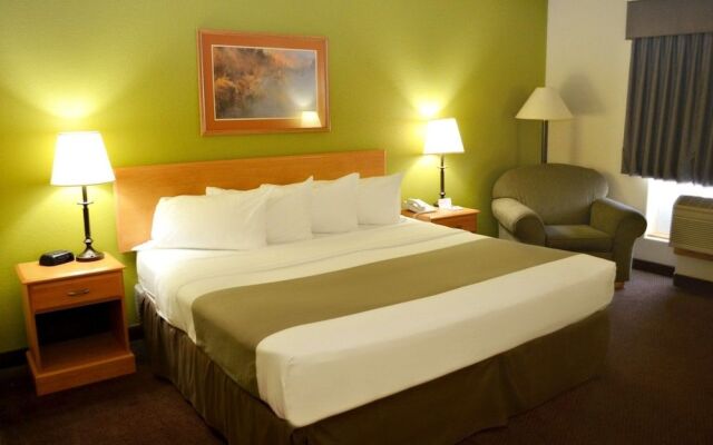 Fossil Creek Hotel And Suites