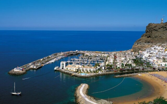 Harbour 332 in Puerto De Mogan