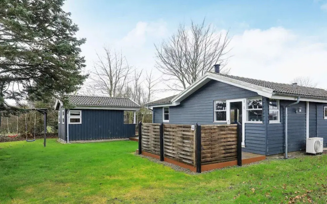 8 Person Holiday Home in Hesselager-by Traum