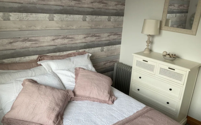 Holiday Cabin Sleeps 5 Glan Gwna Holiday Park