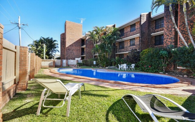 Shandelle Apartments