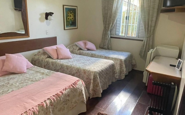 pousada ararinha azul