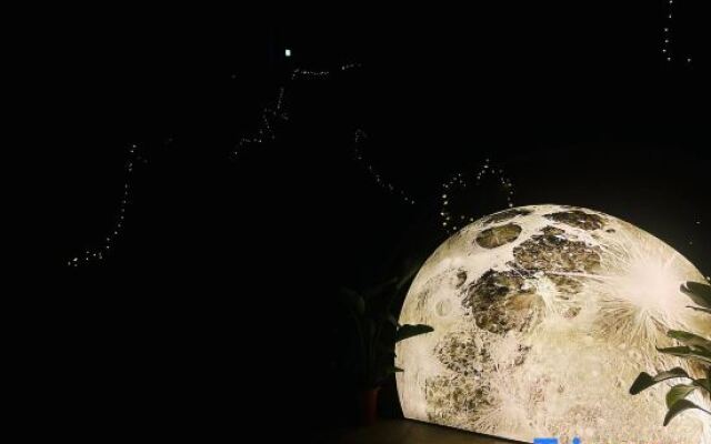 Xinyaqi Sea View Villa