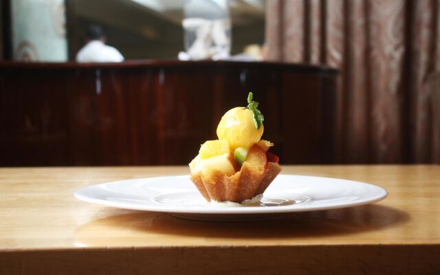 Best Western Plus White Horse Hotel