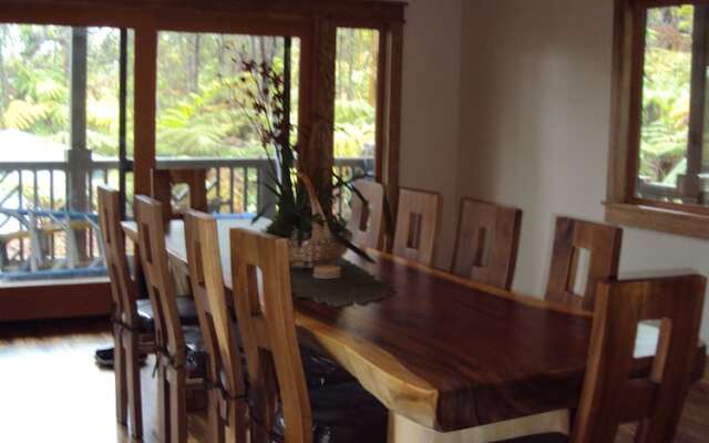 Volcano Rainforest Lodge