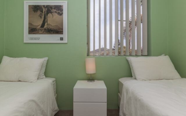 Westpoint, Unit 10/2 Thurlow Avenue