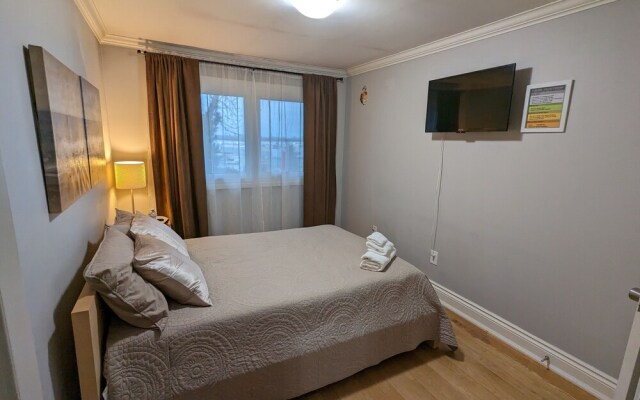 Beautiful bedroom in Mississauga