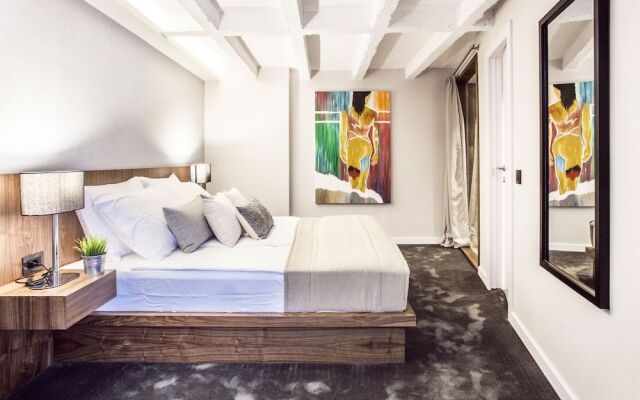 Nomad Luxury Suites