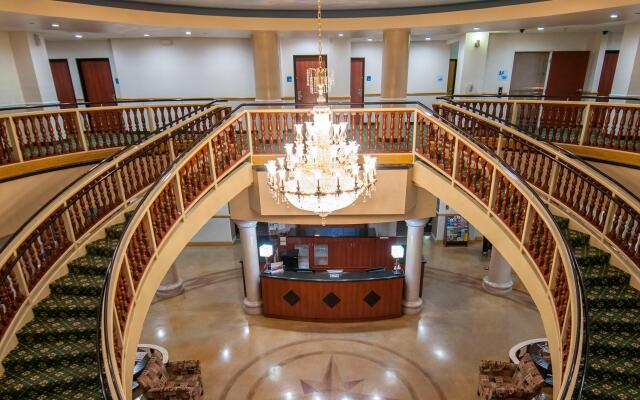 Holiday Inn Express and Suites Bakersfield Central by IHG