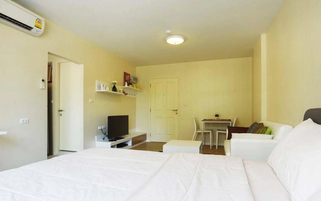 Baan Peang Ploen By Favstay