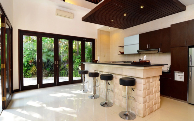Natayani Villa