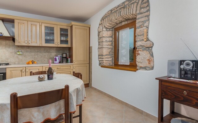 Traditional Stone Holiday House for up to 8 Persons