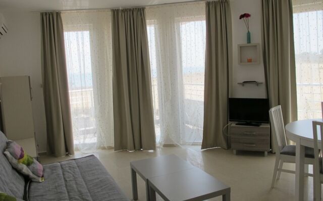 Aparthotel Crystal Beach I