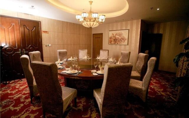 Haoyi Hotel (Chengdu Shuangliu Airport Airport Sichuan University)