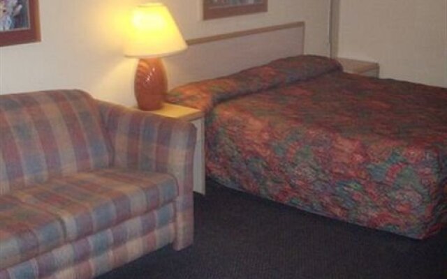 Super 7 Inn & Suites Saginaw