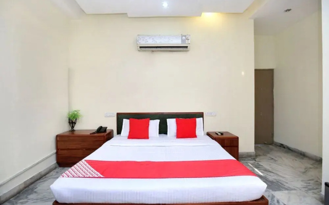 Comfort Inn by OYO