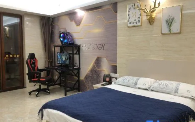 Yuehui International Apartment