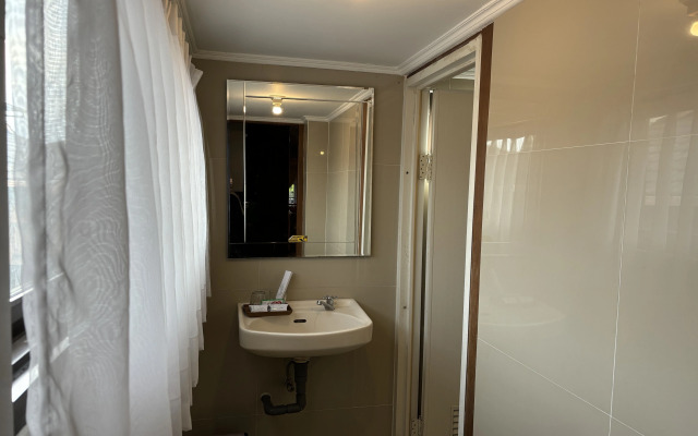 Hotel Pesona Bamboe Lembang