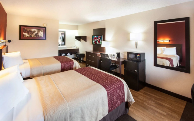 Red Roof Inn Detroit - Troy