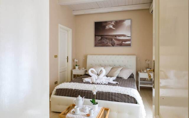 Piazza del Popolo Suite