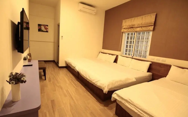 Home Sweet Beach Hotel