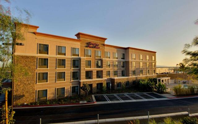 Hampton Inn & Suites Moreno Valley