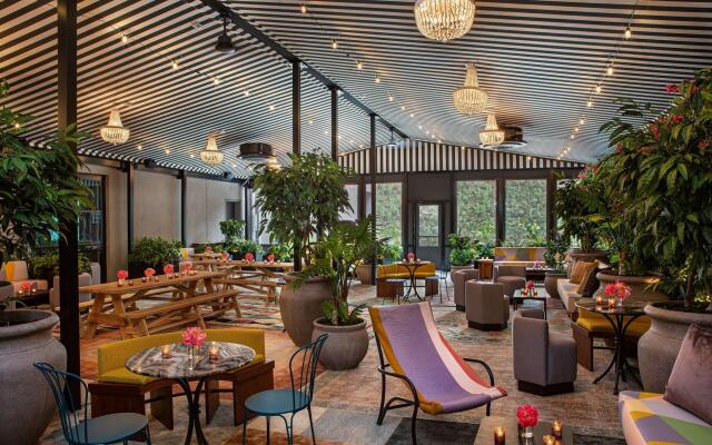 Moxy Brooklyn Williamsburg