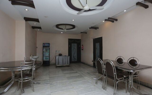OYO 12914 Hotel Jagdish