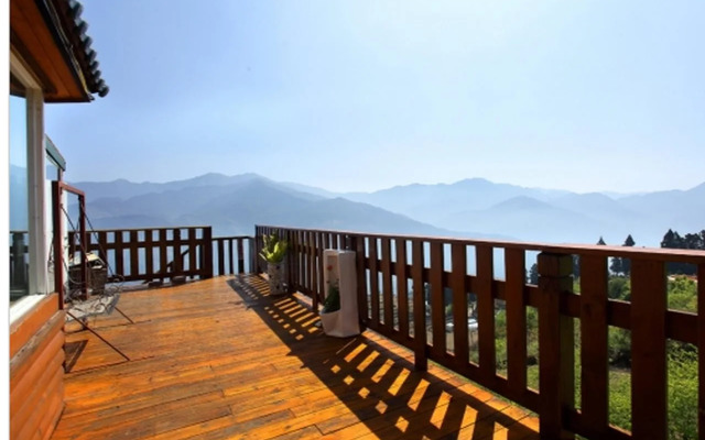 Dindai Glass Vacation Villa