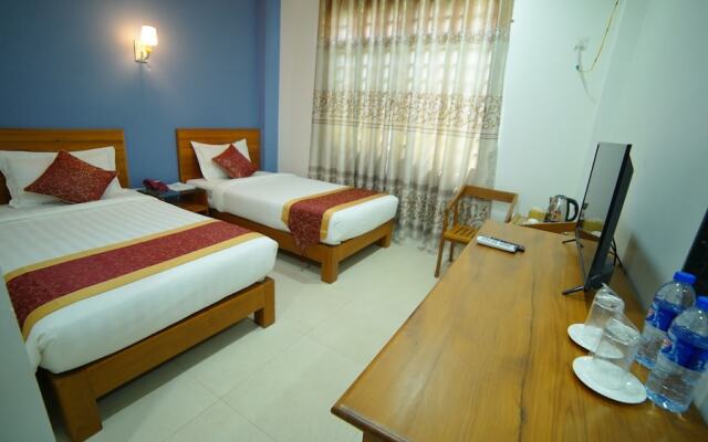 Present Hotel