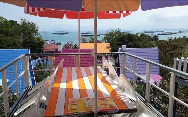 Buachompoo Resort Koh Sichang
